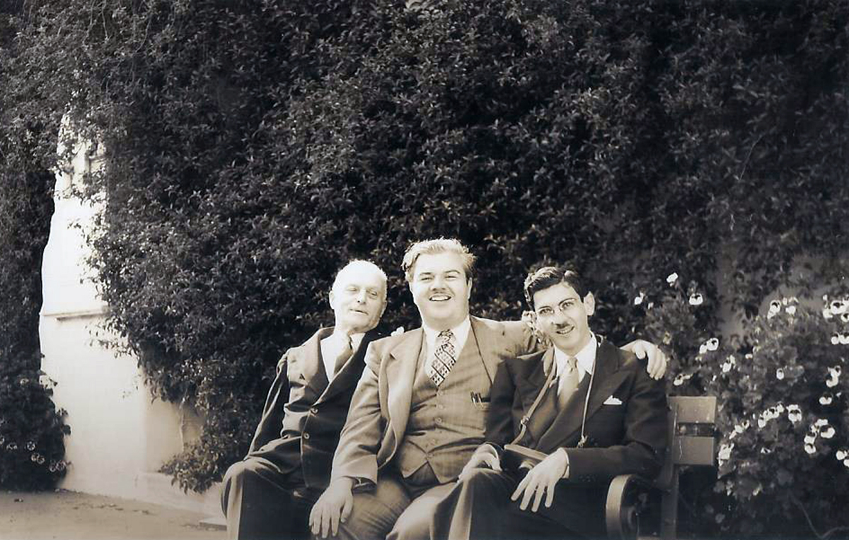 8 Papá y tío Fred Miller 1948
